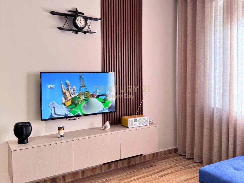Apartament 2+1 Me Qira në Qender te Durrësit - 700€ | 73 m² 4