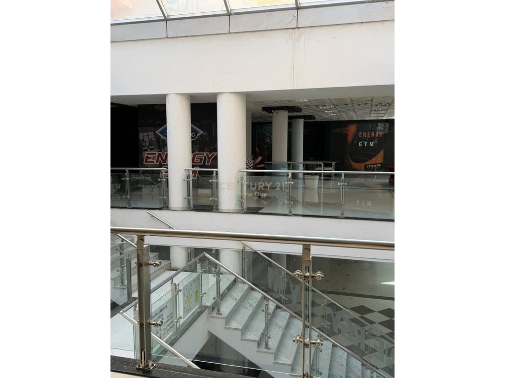 Ambjent Biznesi me Qera - Qender Durres (Pallati i Sportit) - 100m2 - €1100 3
