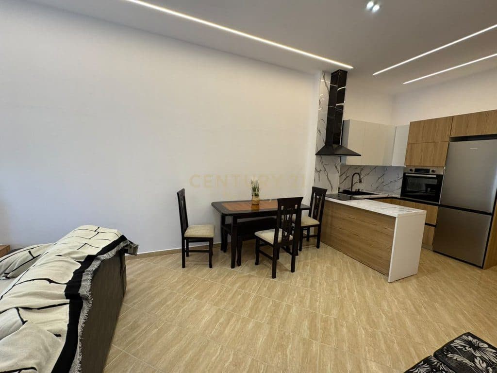 Apartament 2+1 Me Qira në Plazh, Durrës - 650€ | 87 m² 3