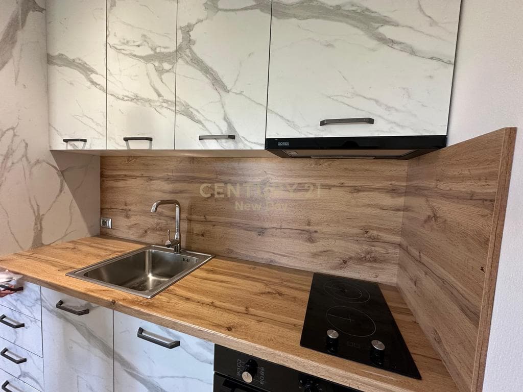 Shitet Apartament 1+1 + Post Parkimi te Mali i Robit 70,000€ | 69 m² 2