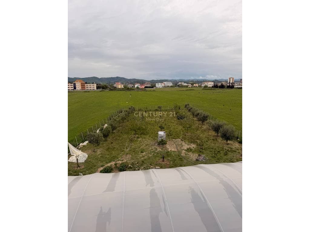 Shitet Vile në Kavajë - 250000€ | 1533 m²
