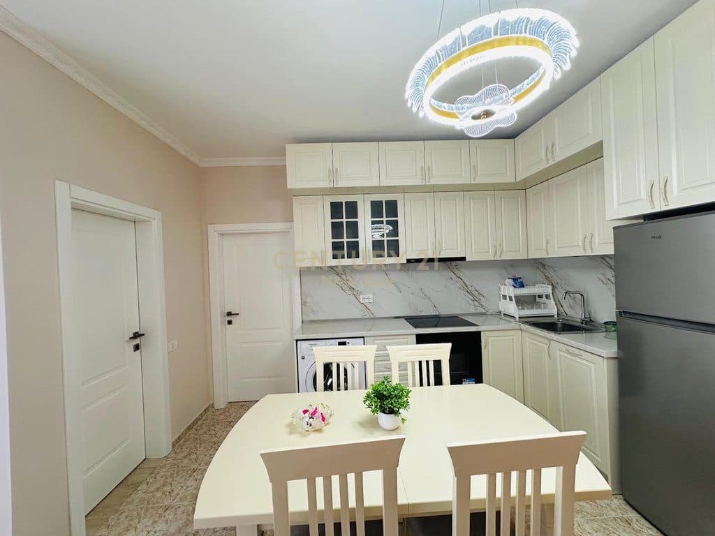 Apartament me qira në plazh, pranë Kompleksit Florida 2