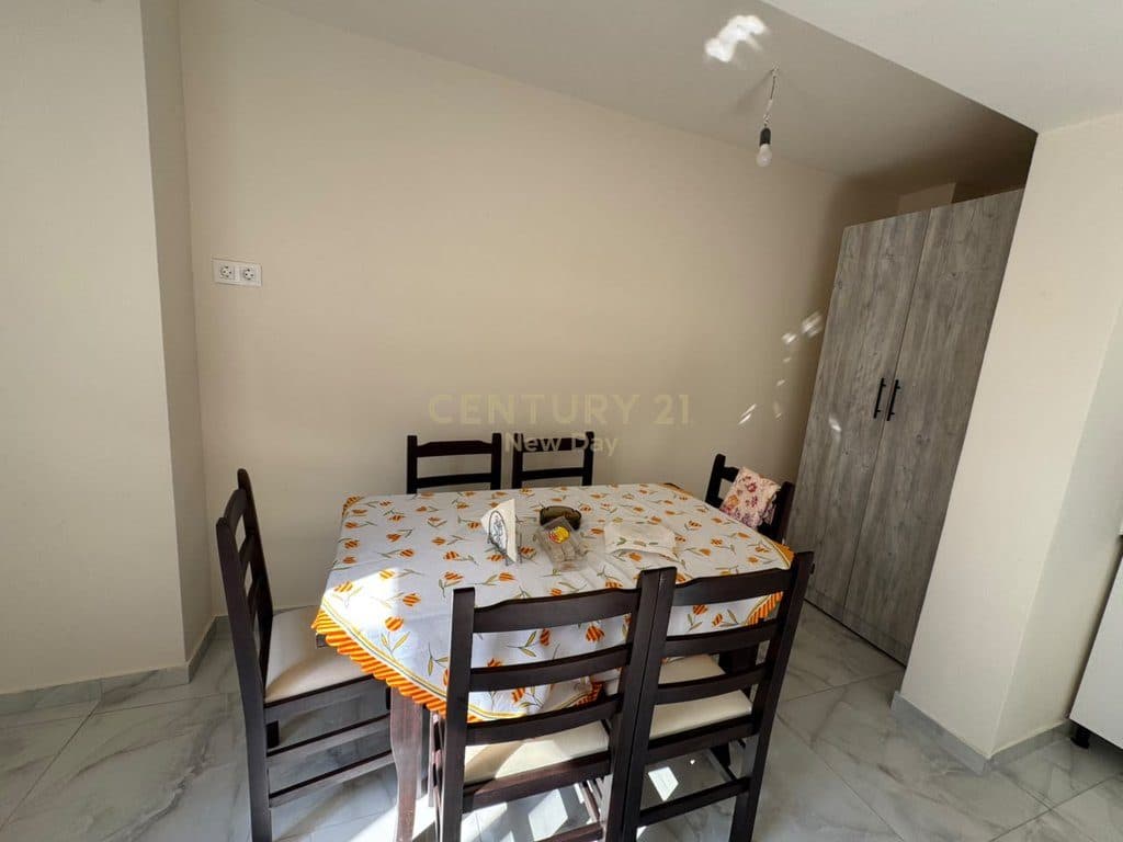 Apartament 2+1 Me Qira Te Stadiumi, Durrës - 490 | 90 m² 4