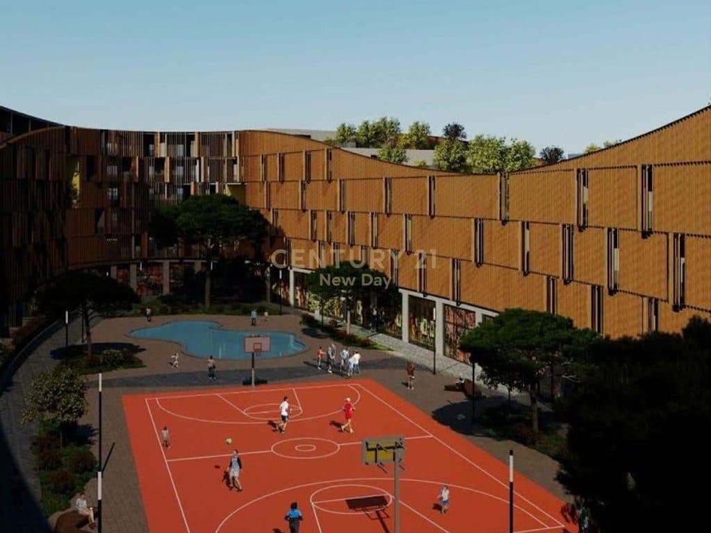 Apartament me oborr per shitje ne Golem. 2