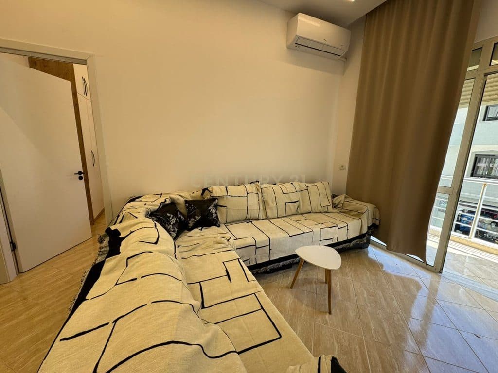 Apartament 2+1 Me Qira në Plazh, Durrës - 650€ | 87 m² 2