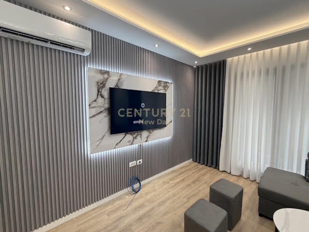 Apartament i sapo mobiluar me qira + post parkimi
