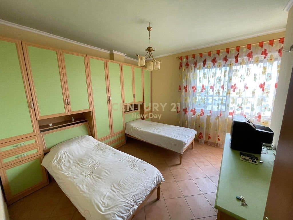 Apartament 2+1+2 per shitje 4