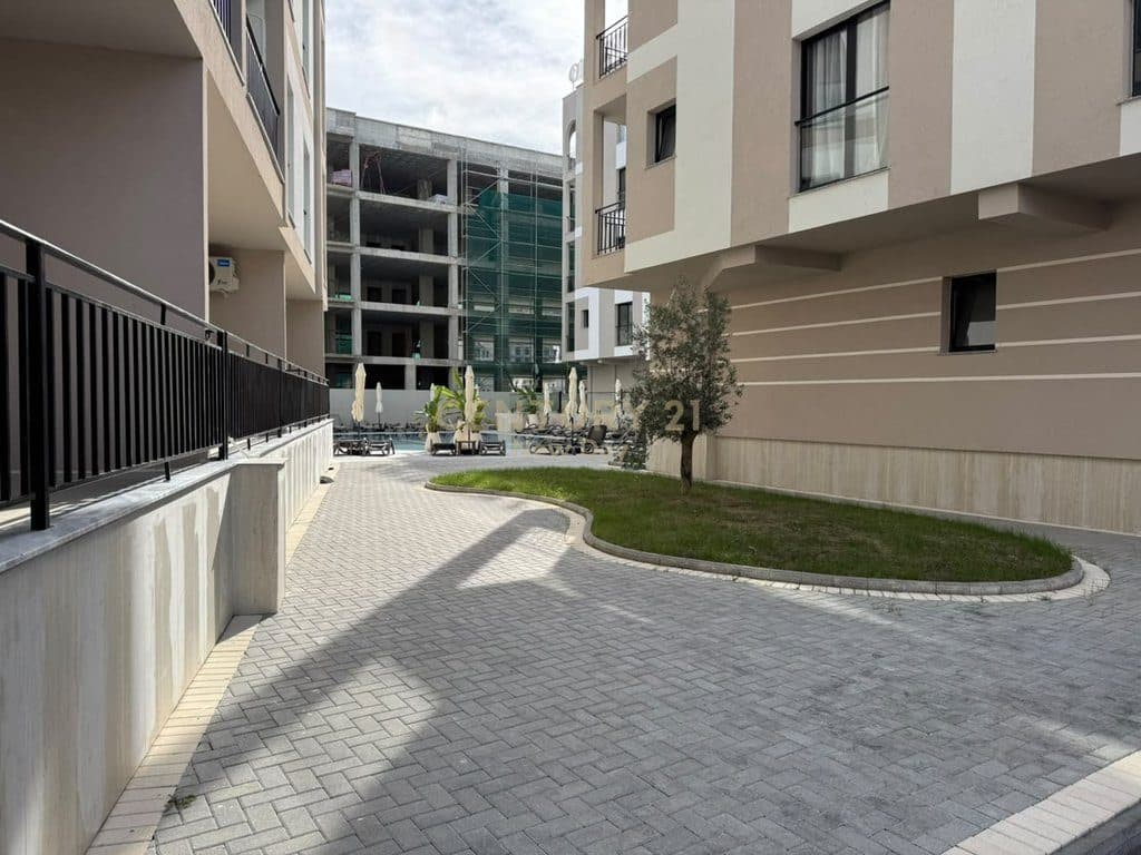 Apartament 1+1 Për Shitje në Rezidencen Oriental Golem, Durrës 2