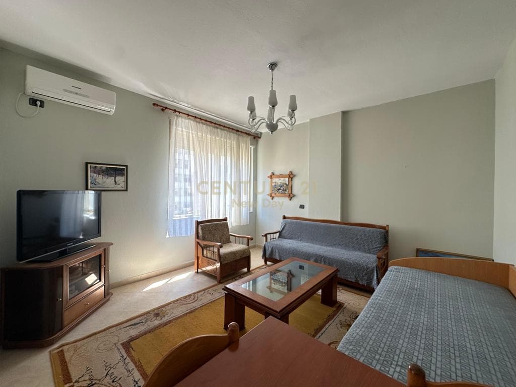 Apartament 1+1 Me Qira te Shkëmbi i Kavajës, Durrës - 435€ | 72 m²