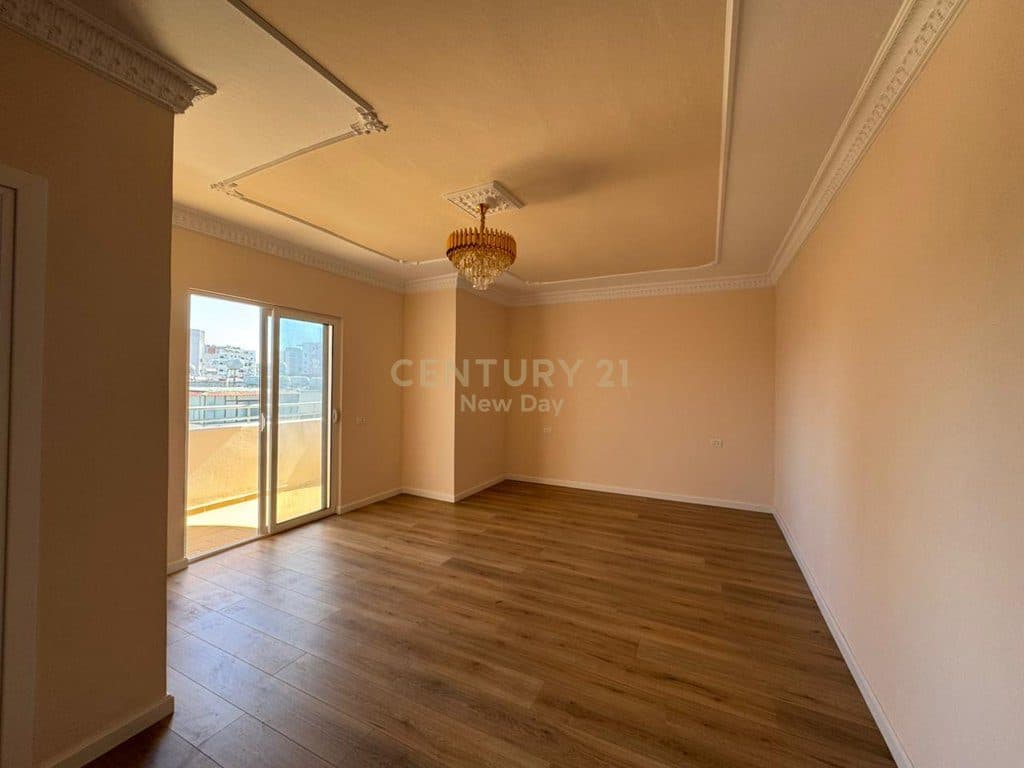 Apartament 2 +1+2T+ 2 Ballkone Për Shitje në Lagja nr.6, Durrës - 159,000€ | 126 m² 3