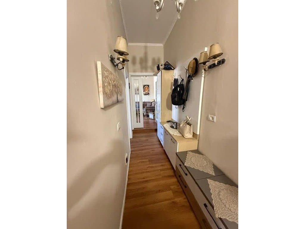 Apartament 2+1 ne shitje prane Blue Star Durres. 4