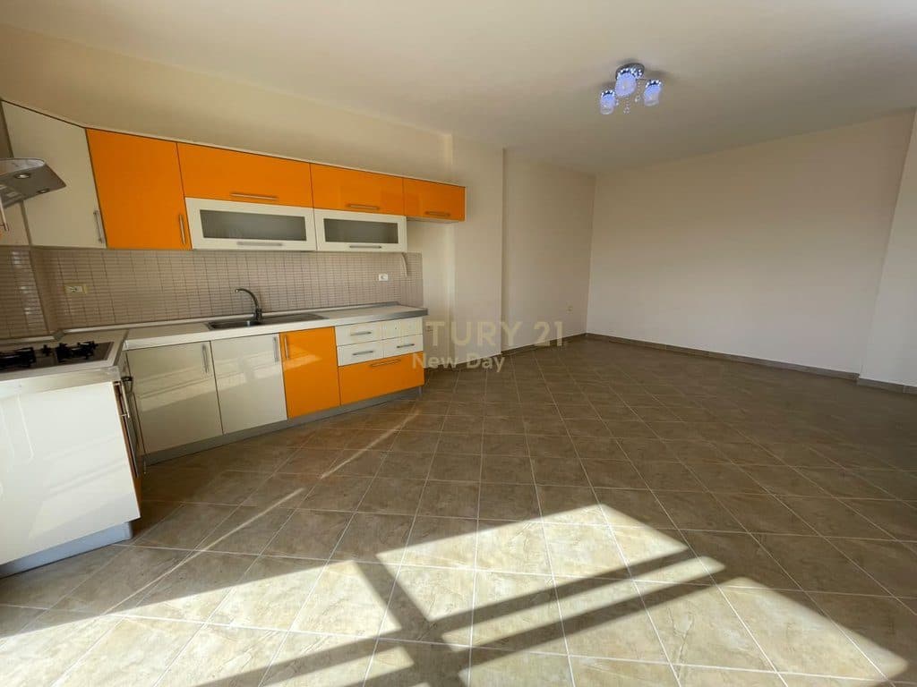 APARTAMENT 1+1 ME PAMJE DETI PER SHITJE! 3