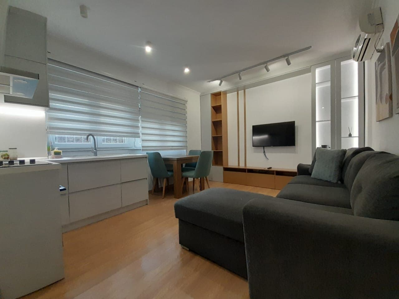 SHITET APARTAMENT 2+1 TEK RRUGA "MUHAMET GJOLLESHA"! 2