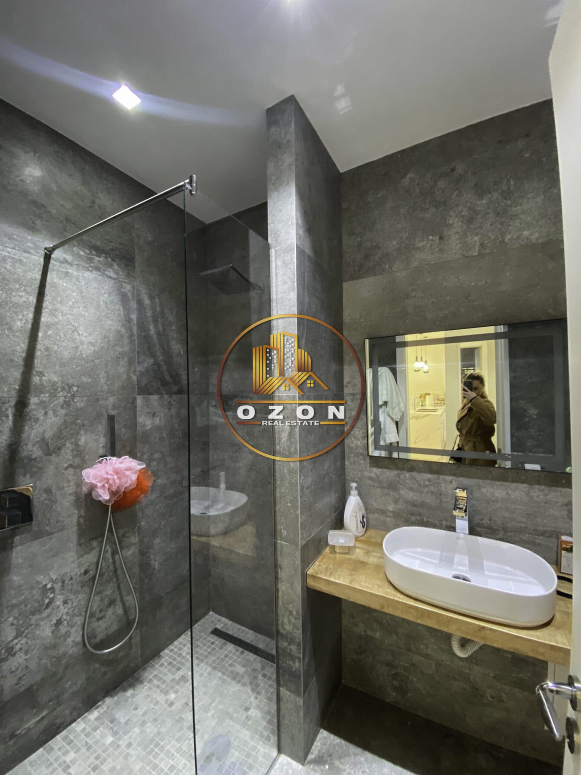 SHITET SUPER APARTAMENT 1+1, RRUGA E THESARIT, FRESK!!!