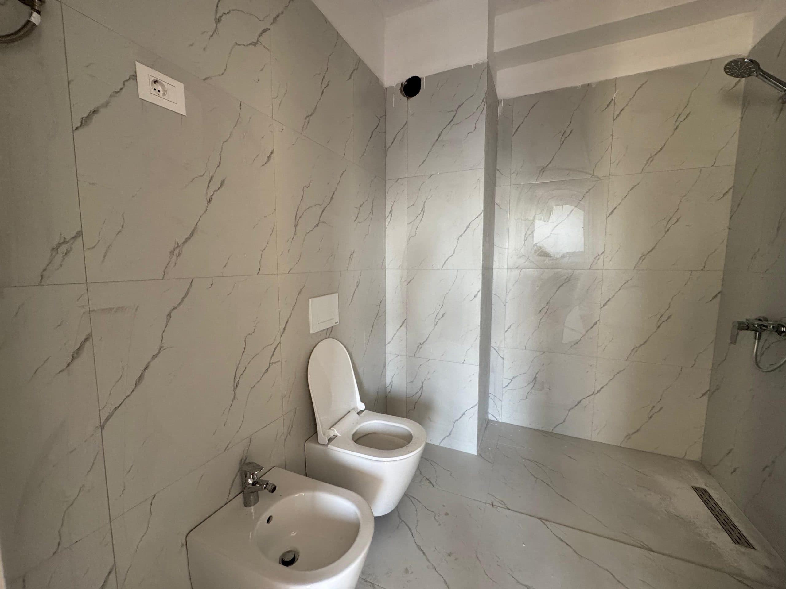 Apartament 2+1+2 për shitje në Myslym Shyr! 4