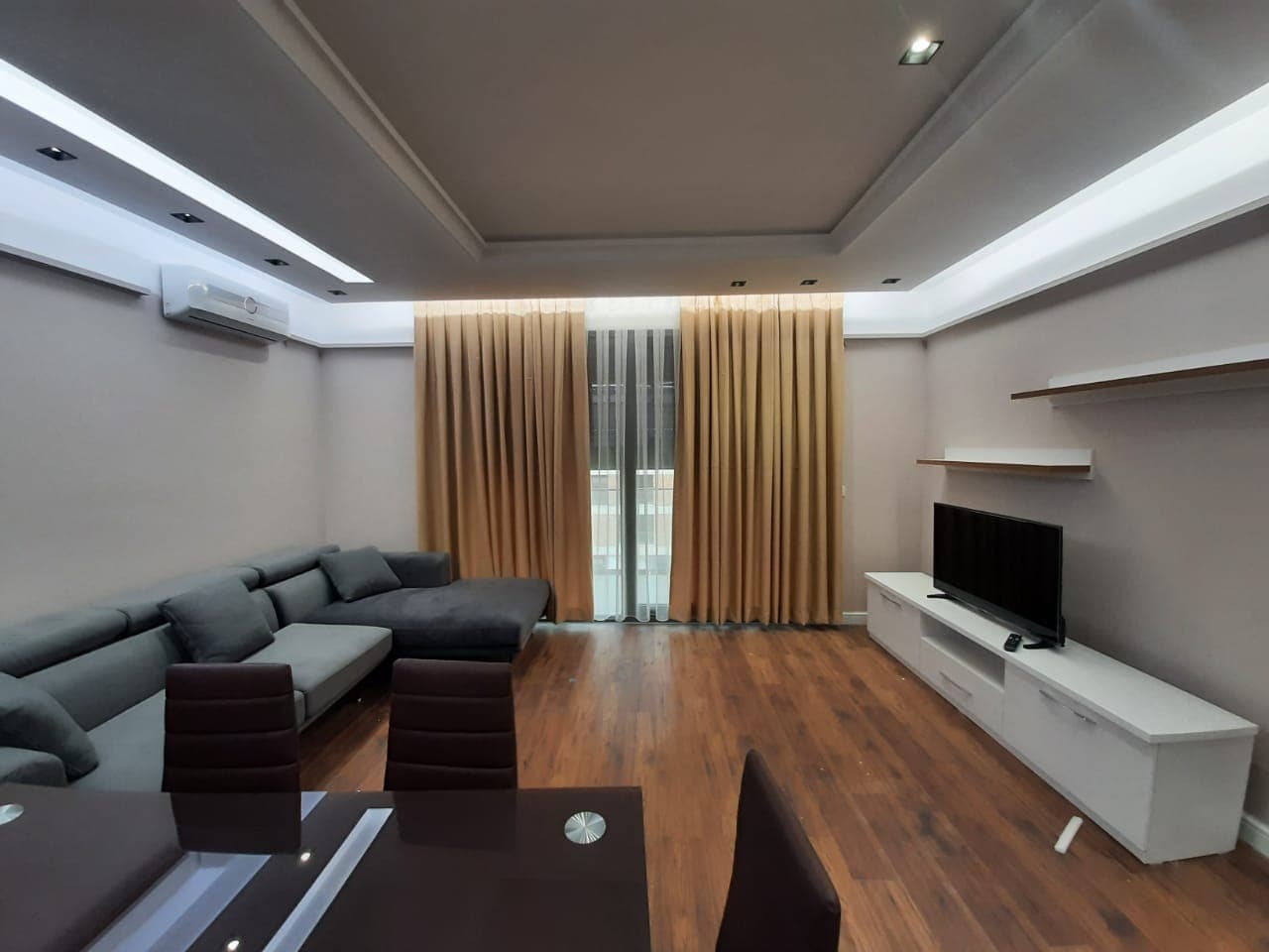 JEPET ME QERA APARTAMENT 3+1+2 ,TEK FIORI DI BOSCO !!!