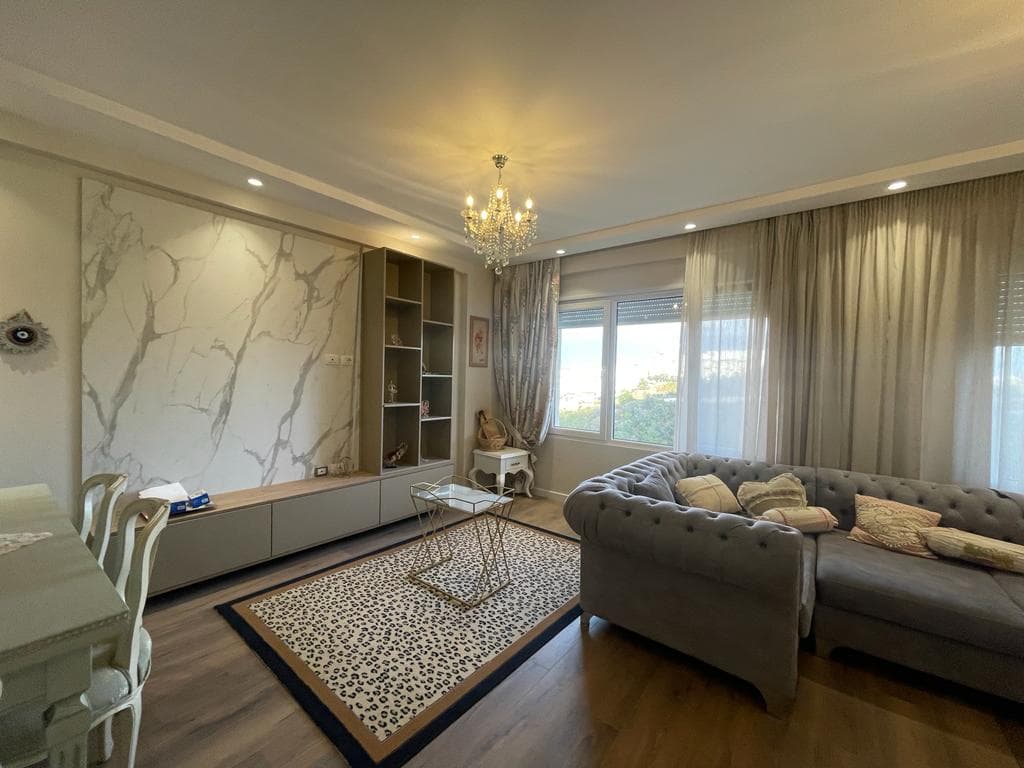 JEPET ME QIRA DUPLEX LUKSOZ, TEK KODRA E DIELLIT 2! 2