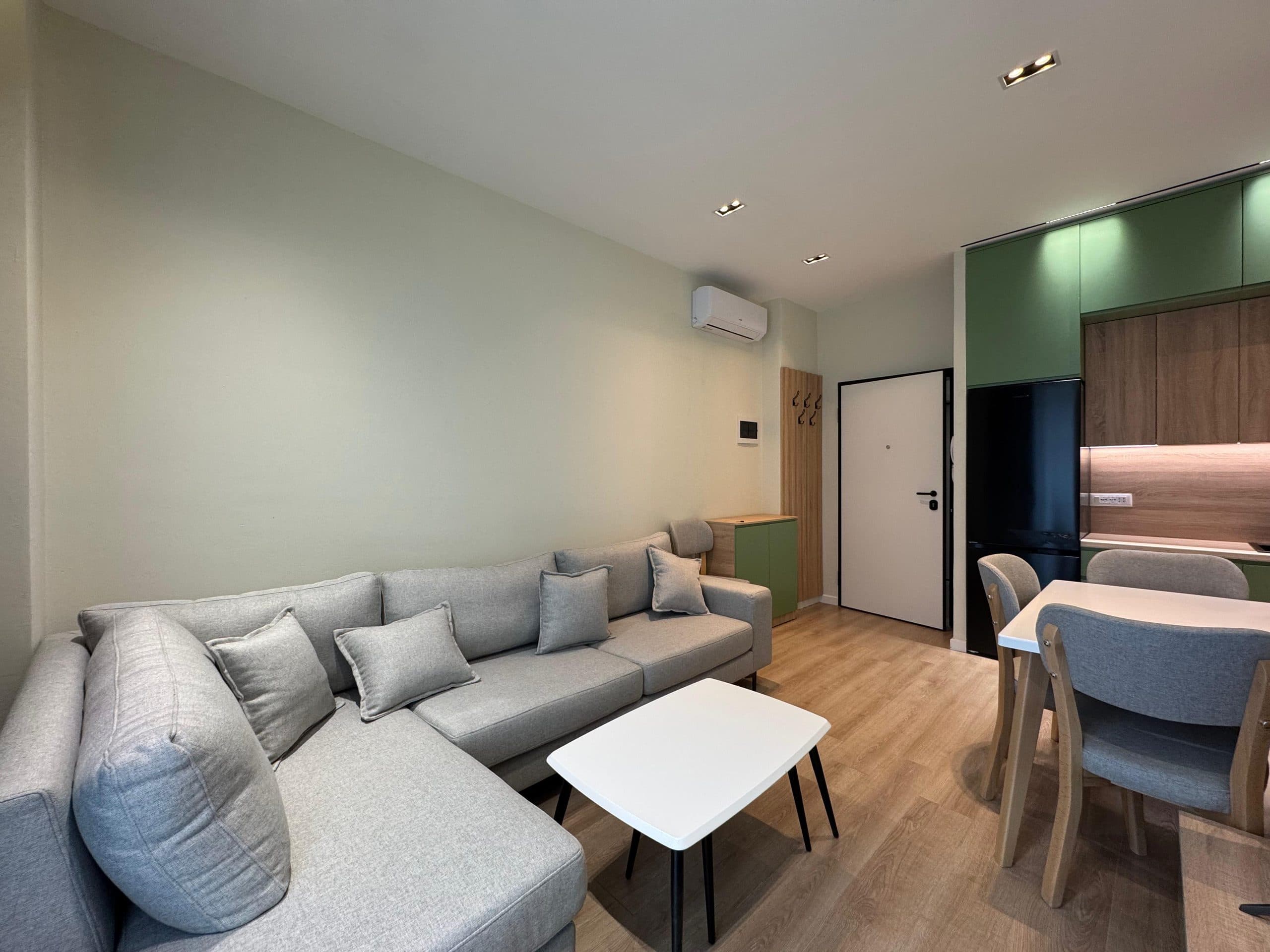 Apartament 1+1 për qira, i pa banuar më parë, në Myslym Shyr!