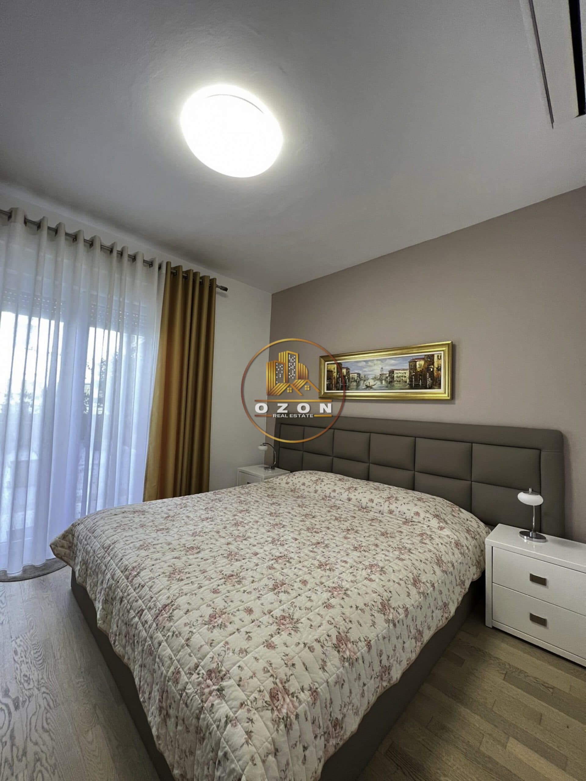 SHITET/QERA APARTAMENT 3+1+3 NE REZIDENCE PRANE TEG !