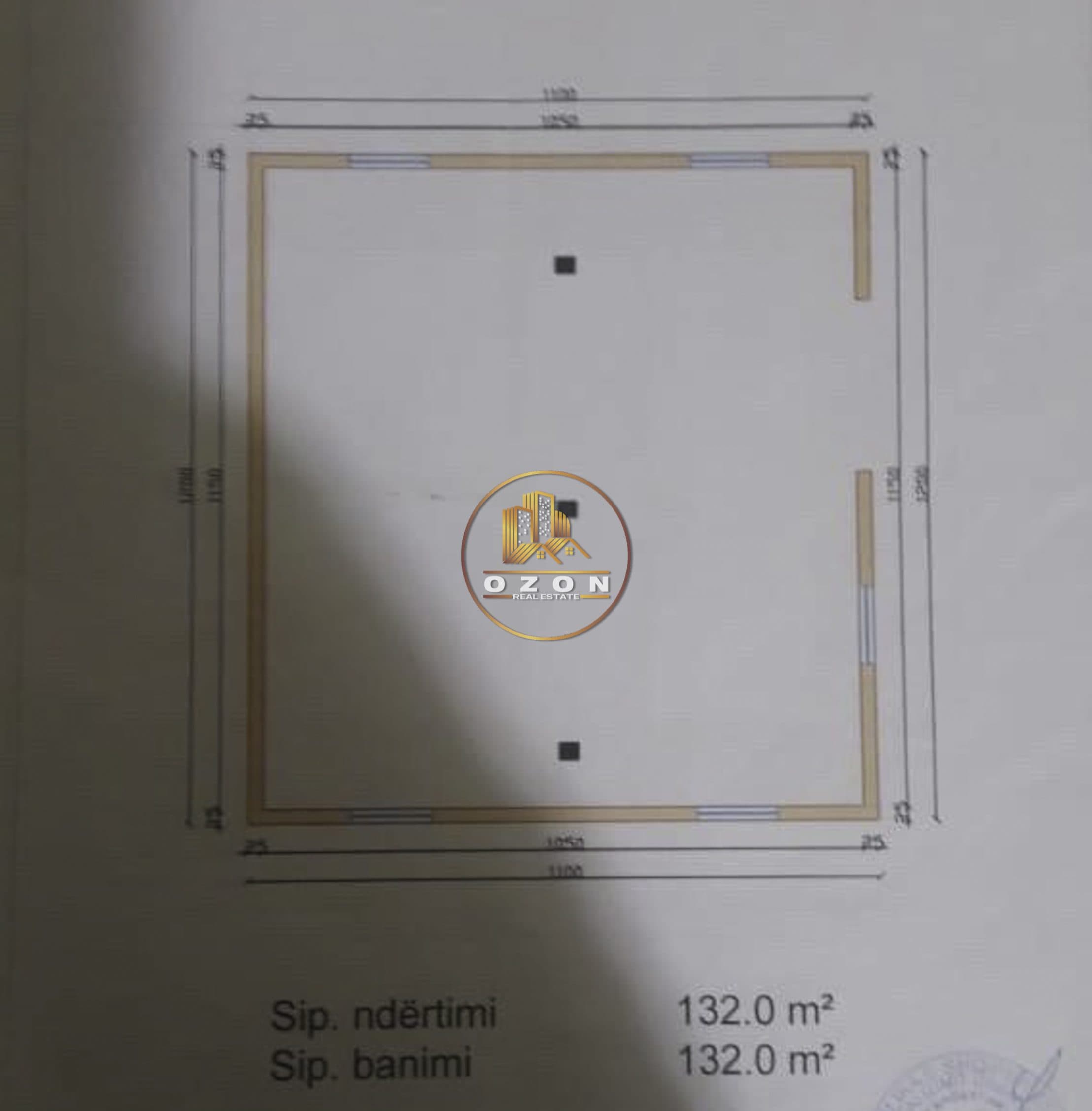 Shtepi private me qera ,per investim .Adresa Komuna e Parisit