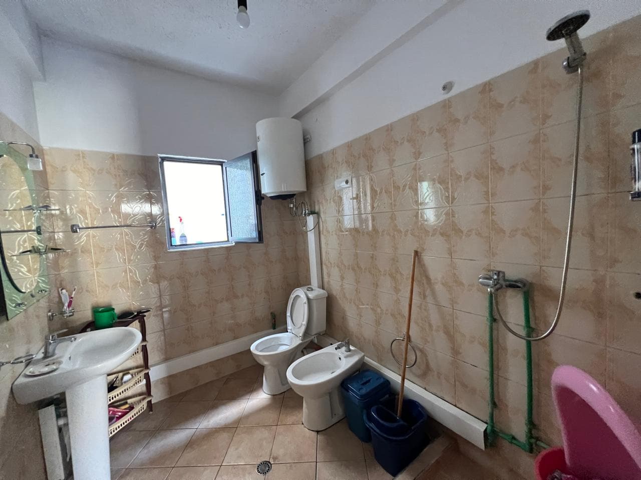 Shtëpi Private në Shkozë, Pranë Unazës Lindore për Shitje! 4