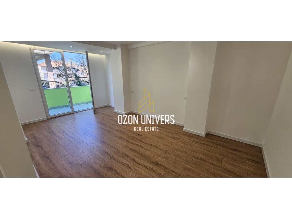 Shitet Apartament 3+1 Në Don Bosko, pranë Xhamisë!