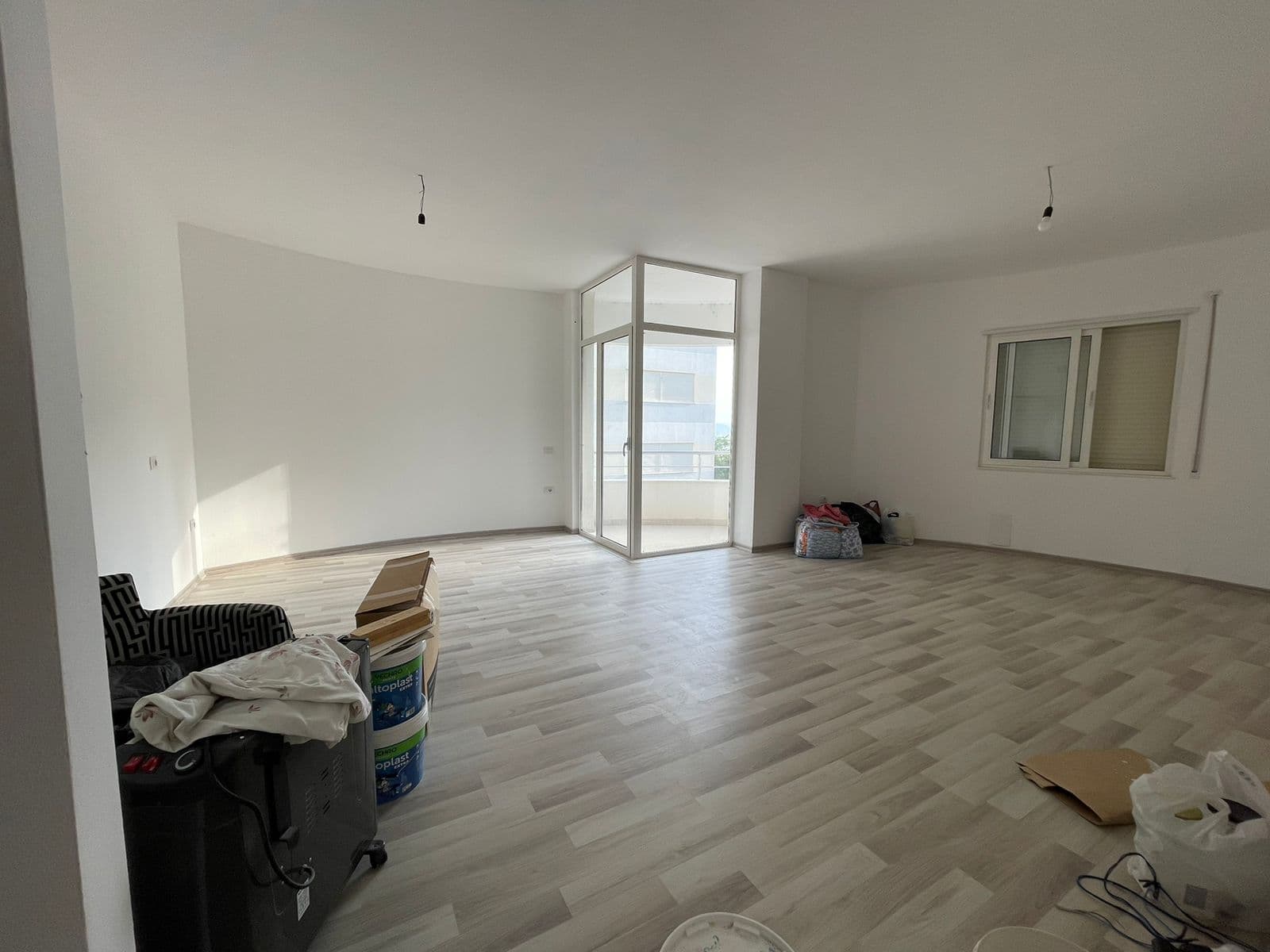JEPET APARTAMENT ME QIRA 1+1 PRANE 2 LUANEVE, DAJT!