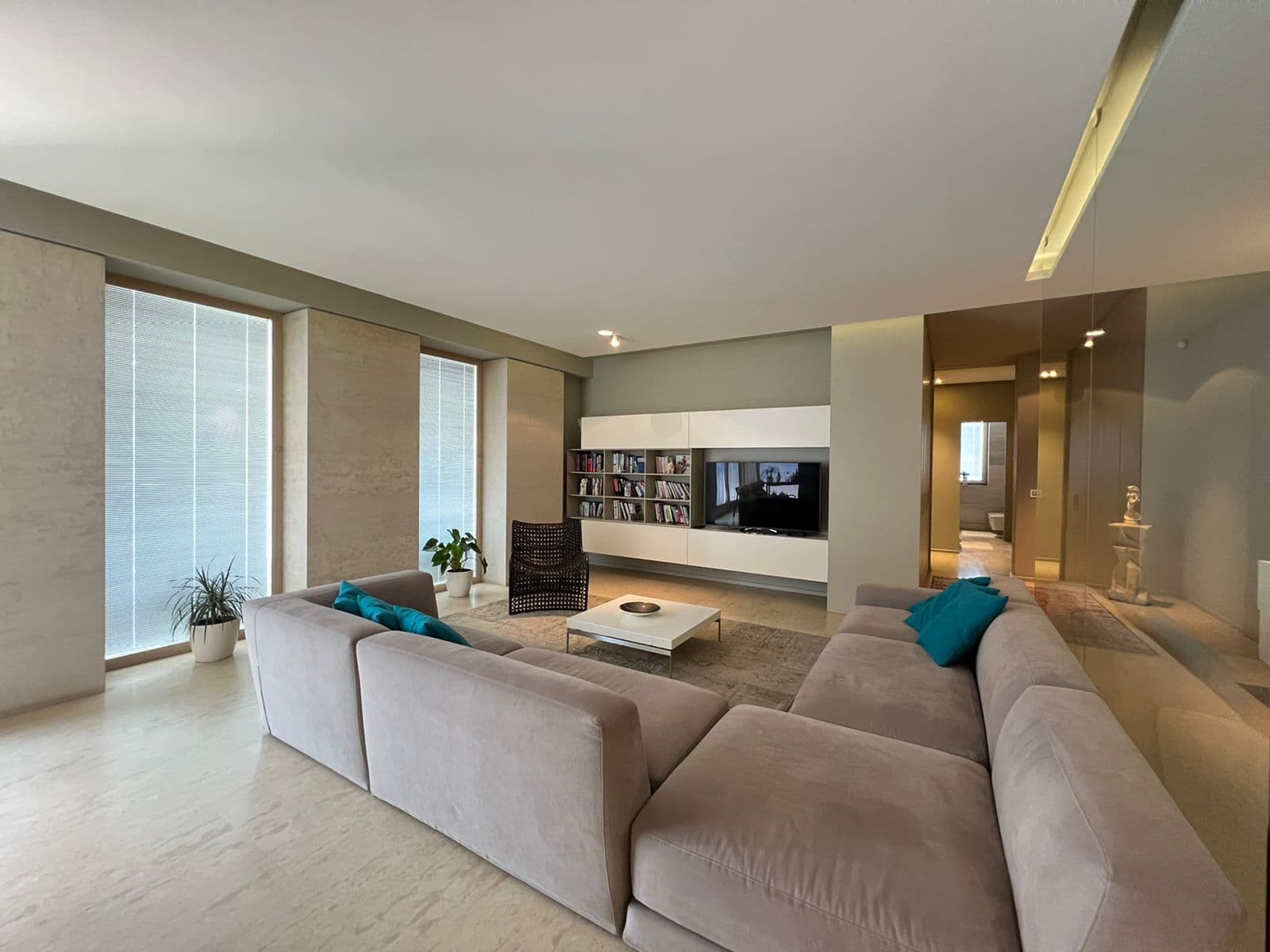 Penthouse (3+1+2+2 poste parkimi) për Shitje | Kodra e Diellit! 2