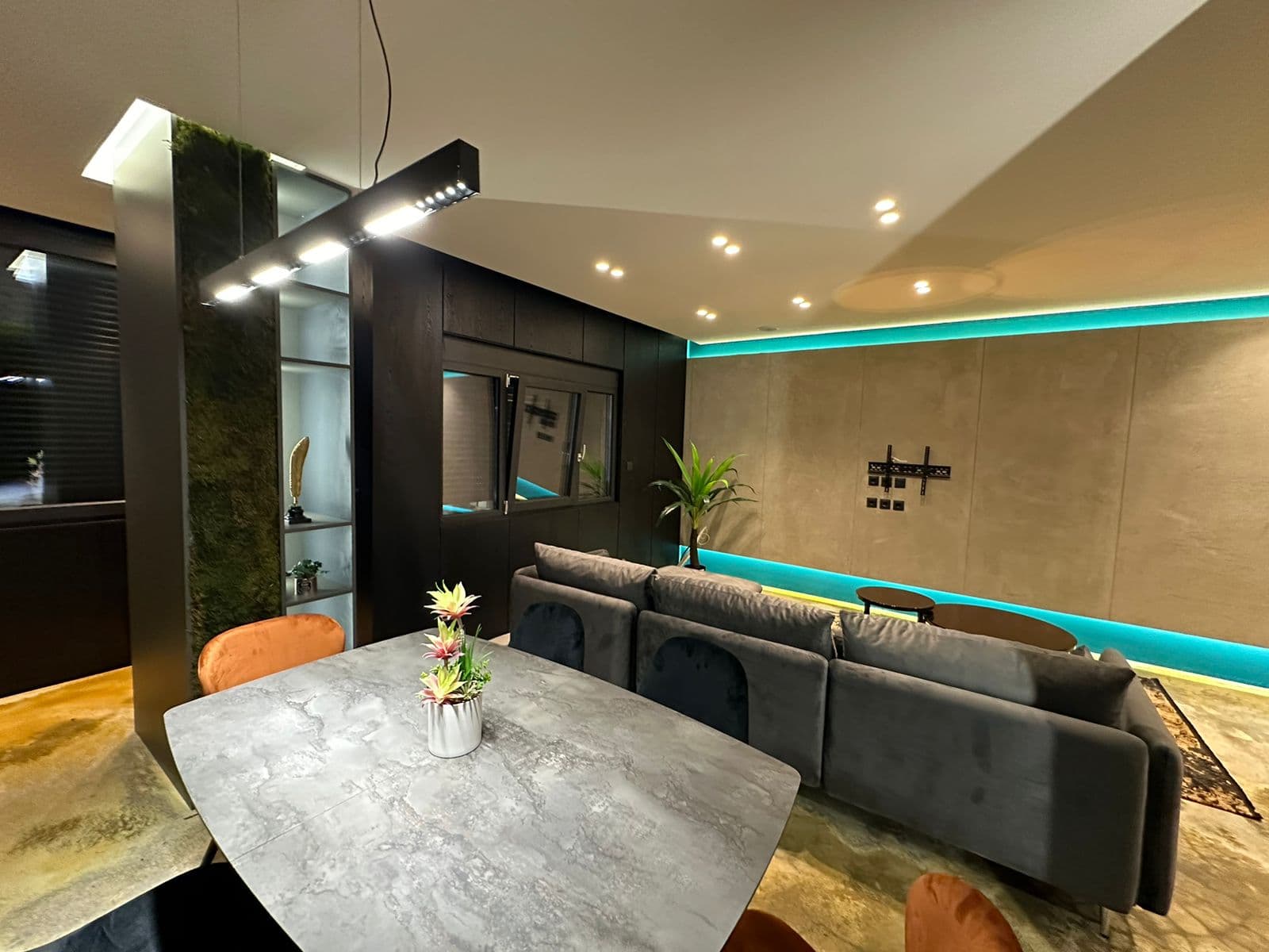 SHITET SUPER APARTAMENT 2+1+2 TEK KOMUNA E PARISIT! 2