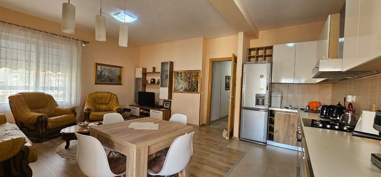 Apartament per shitje ne Myslym Shyr !