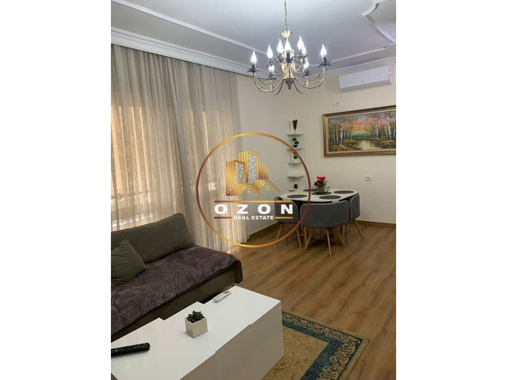 Apartament 2+1 për Qira tek Pazari i Ri! 3