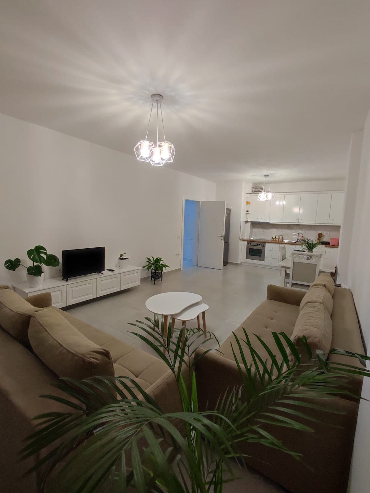 JEPET ME QERA APARTAMENT 1+1 TEK KOMPLEKSI SIMA COM, ASTIR