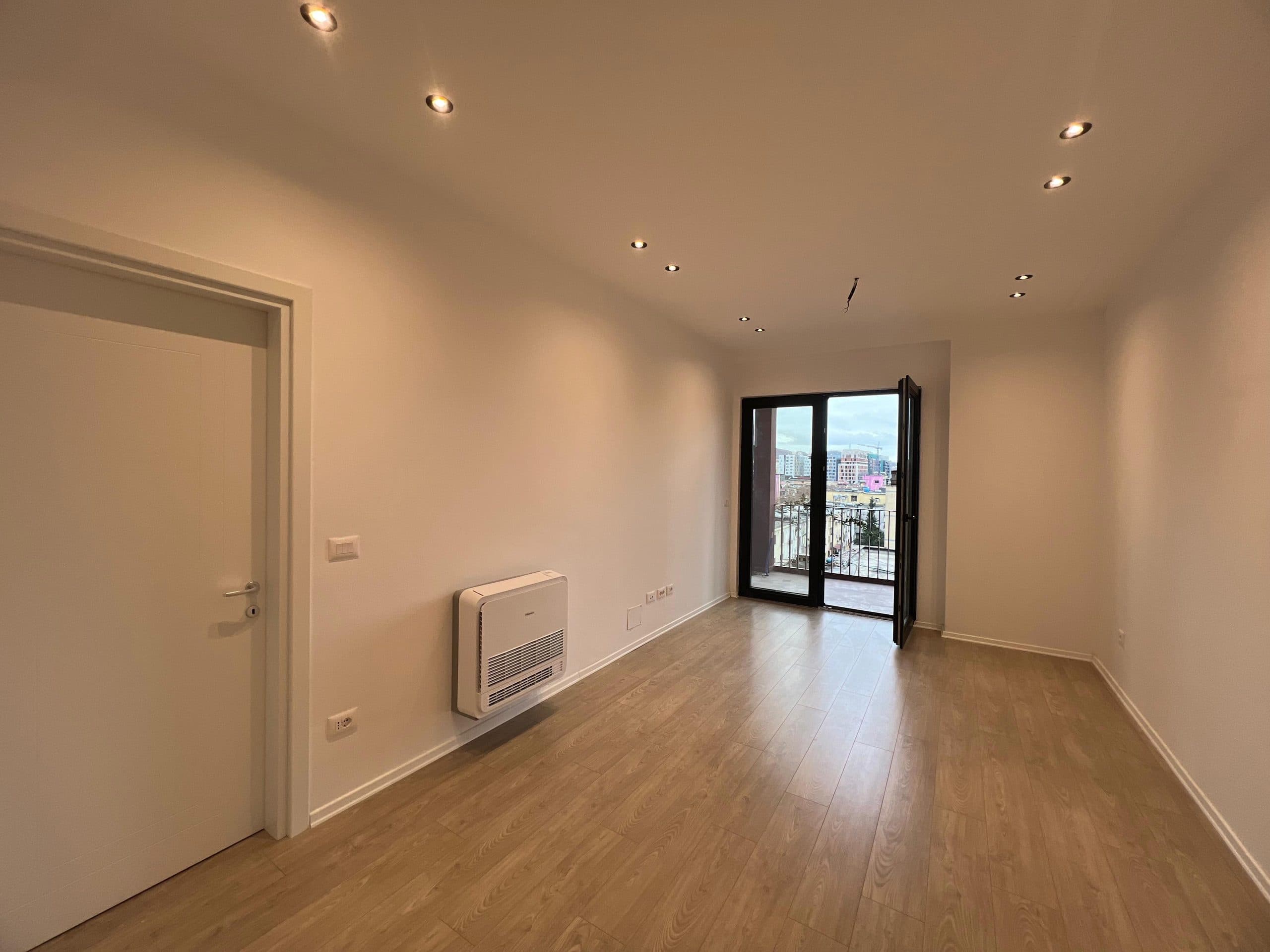 Apartament 1+1 me qira për biznes tek Garden Building, Rruga e Kavajës! 2