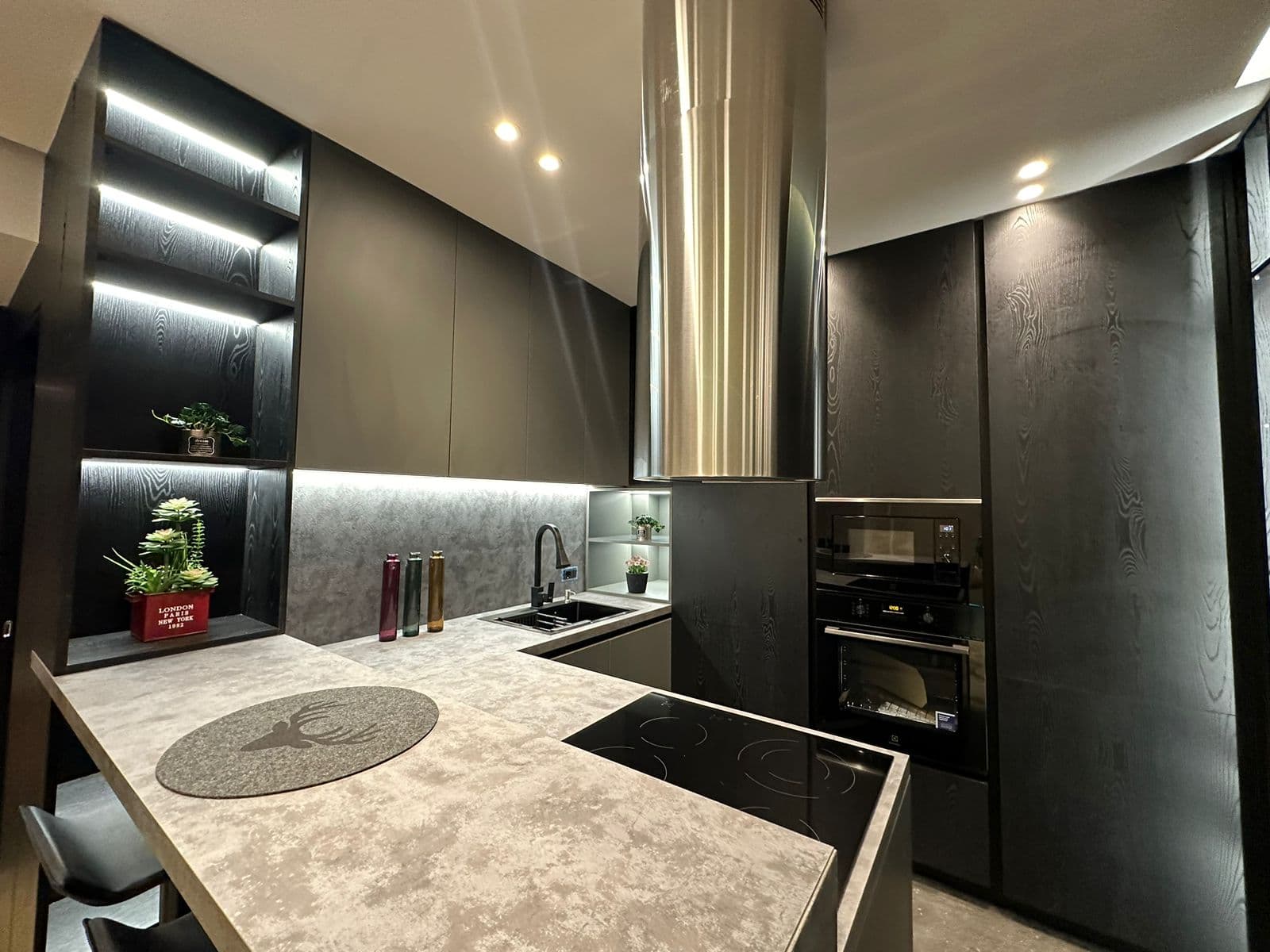 SHITET SUPER APARTAMENT 2+1+2 TEK KOMUNA E PARISIT! 3