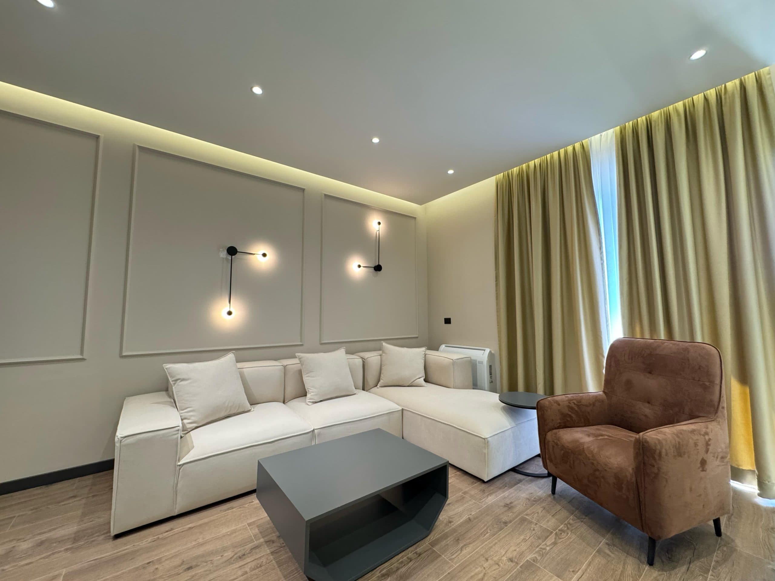 Apartament luksoz 1+1 për qira tek Kompleksi Delijorgji, Rruga e Kavajës!