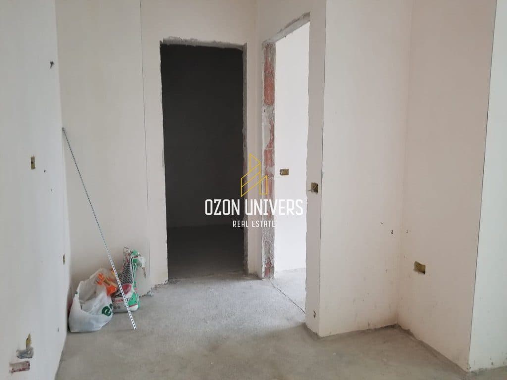 Apartament 1+1 për shitje, tek Residenca Kadiu, Ali Demi! 2
