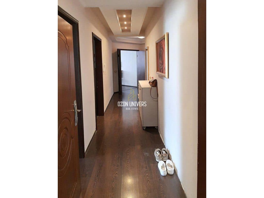 Apartament 2+1 per Qira Perballe Qendrës Kristal 4