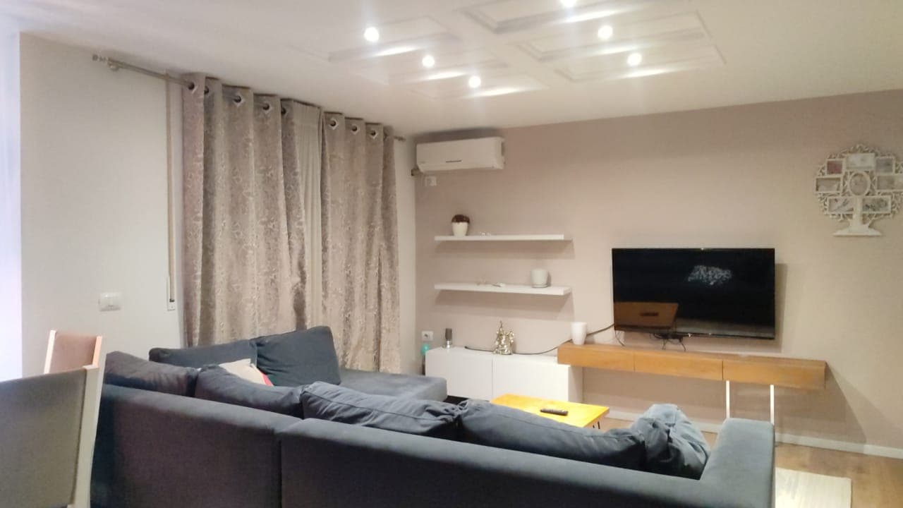 Shitet Apartament 2+1 Duplex Tek Kompleksi Golden Park 3, Përballë Amerikan 3!