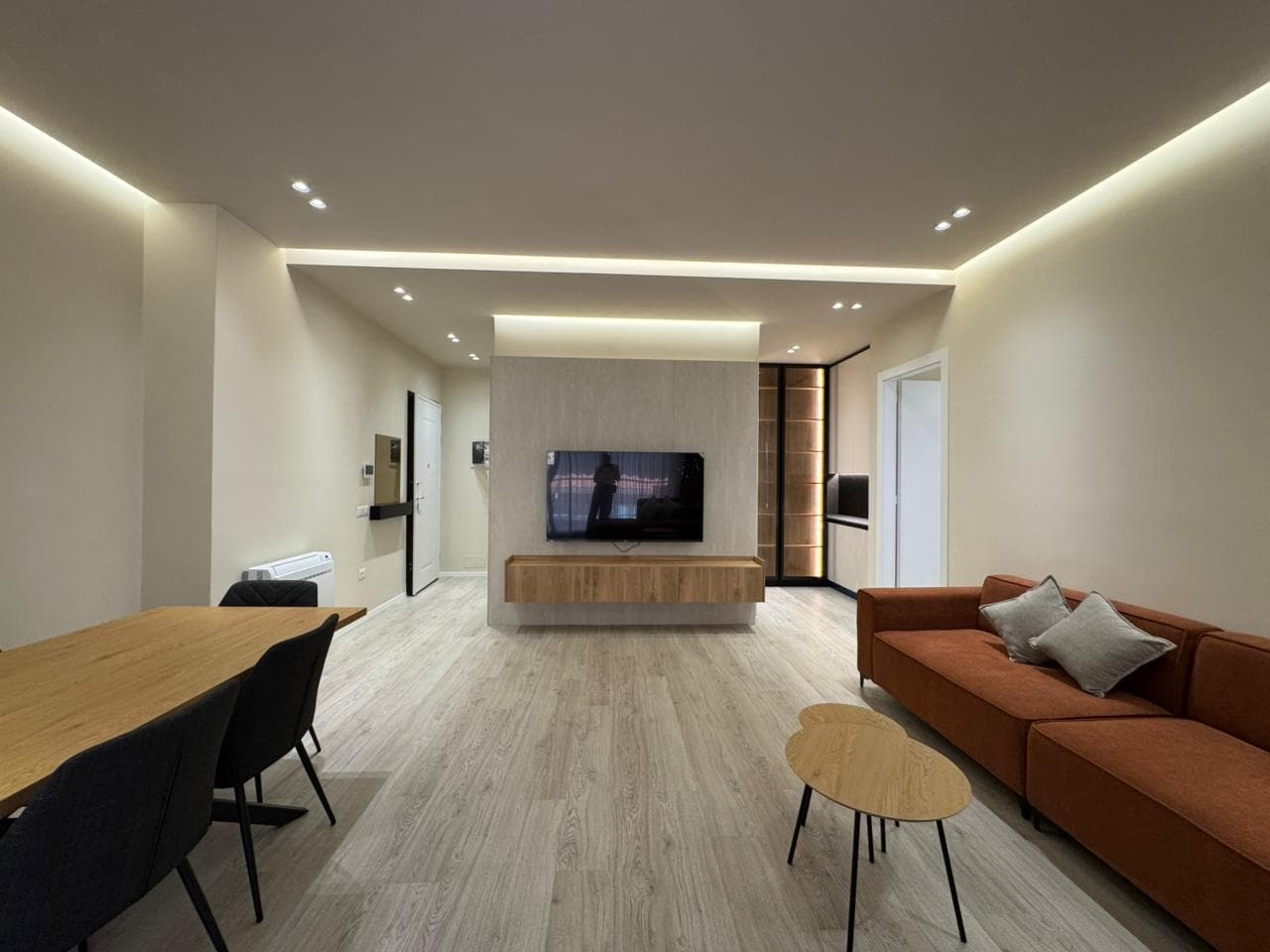 Apartament 2+1+Parkim tek Kompleksi Delijorgji, Rruga e Kavajës! 3