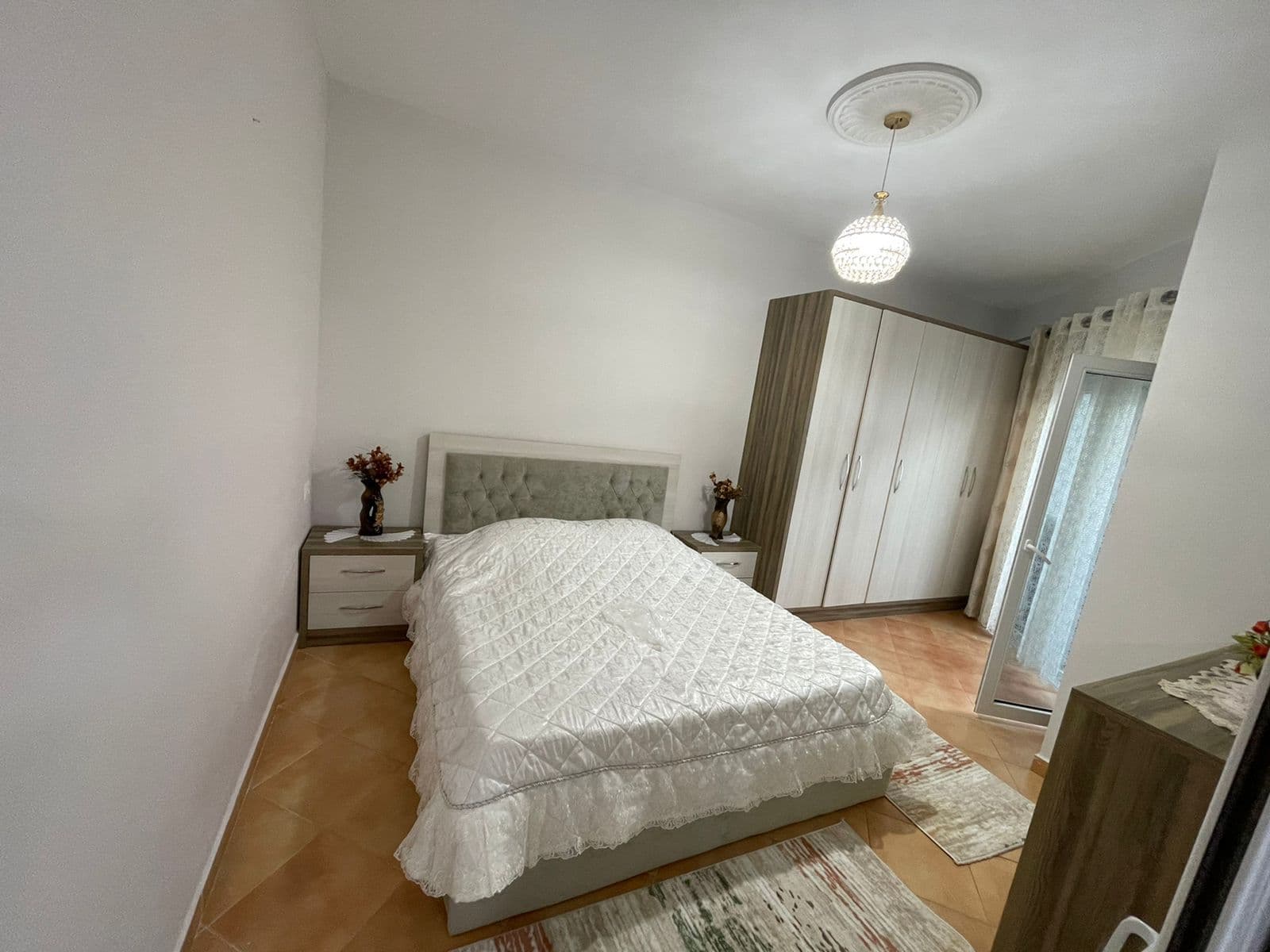 Apartament 1+1 për qira tek Liqeni i Thatë! 4