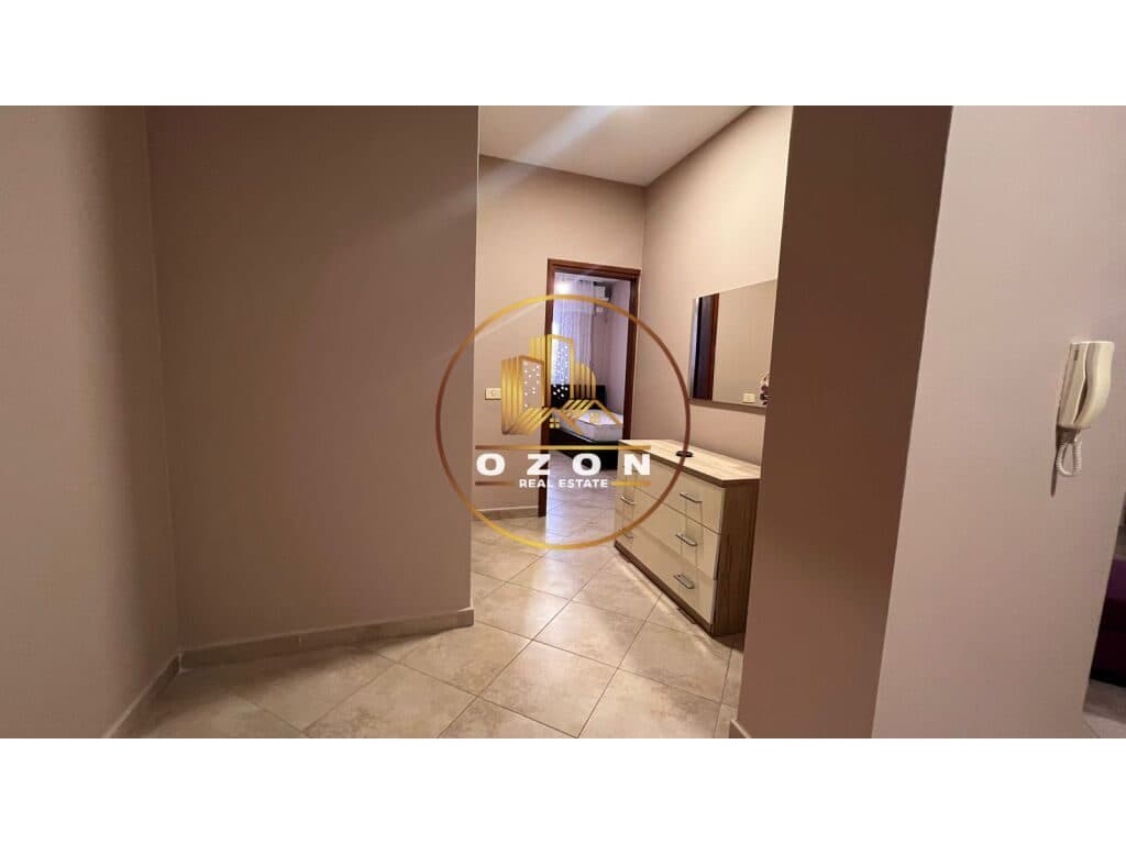 Apartament 3+1+2 Per Qira tek Stacioni i Trenit ! 3