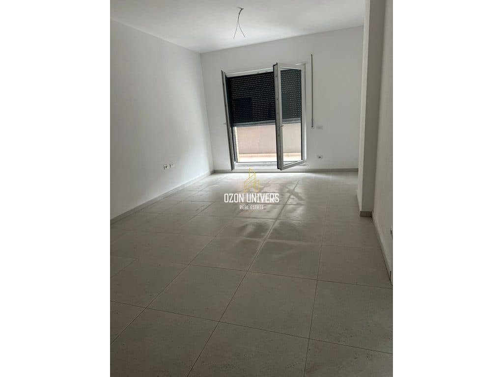 Apartament me qira për banim ose biznes, te Bulevardi i Ri! 4