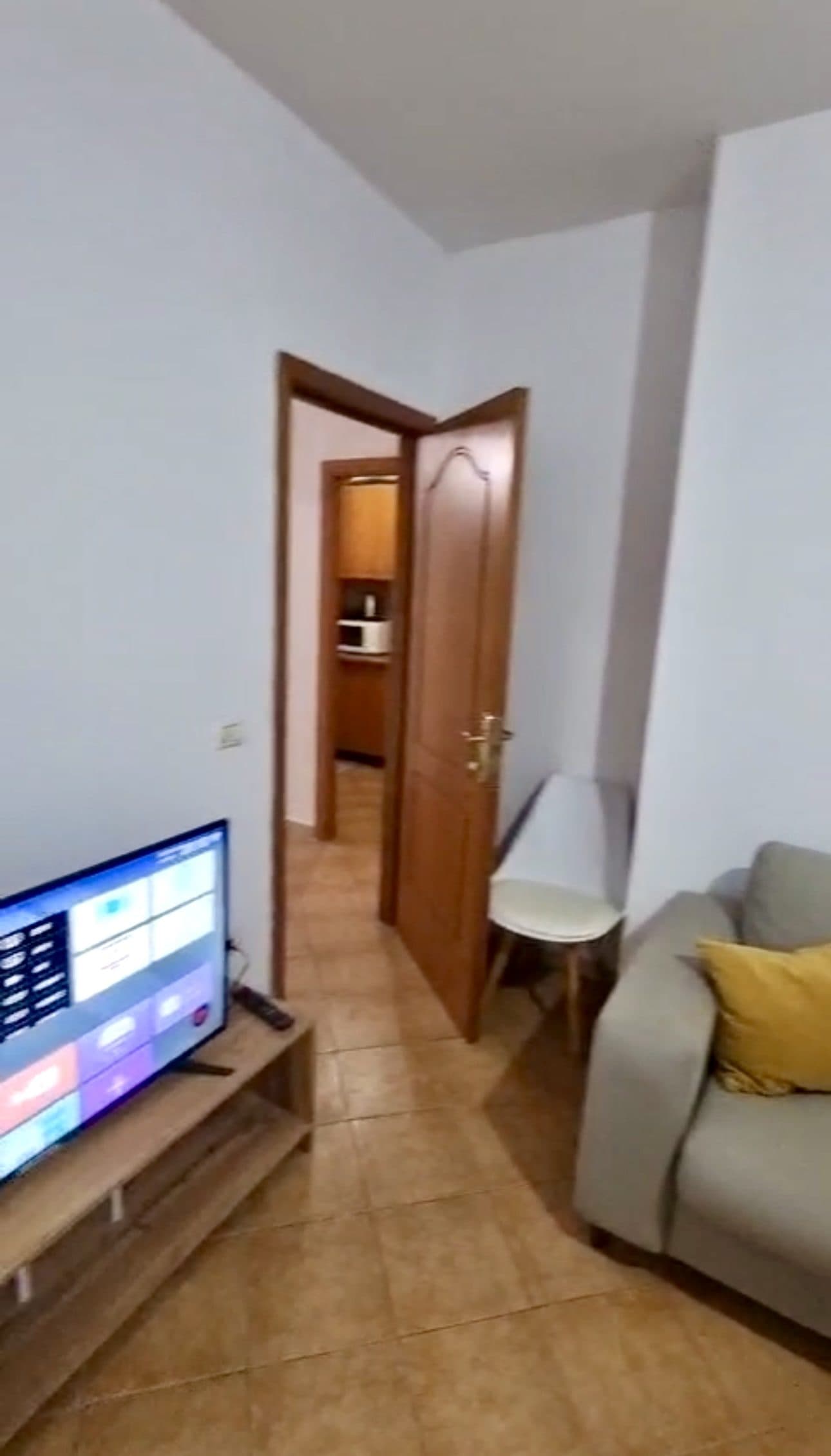 Apartament 3+1 për Shitje tek Fresku - Pranë Shkollës Luan Hajdaraga 3
