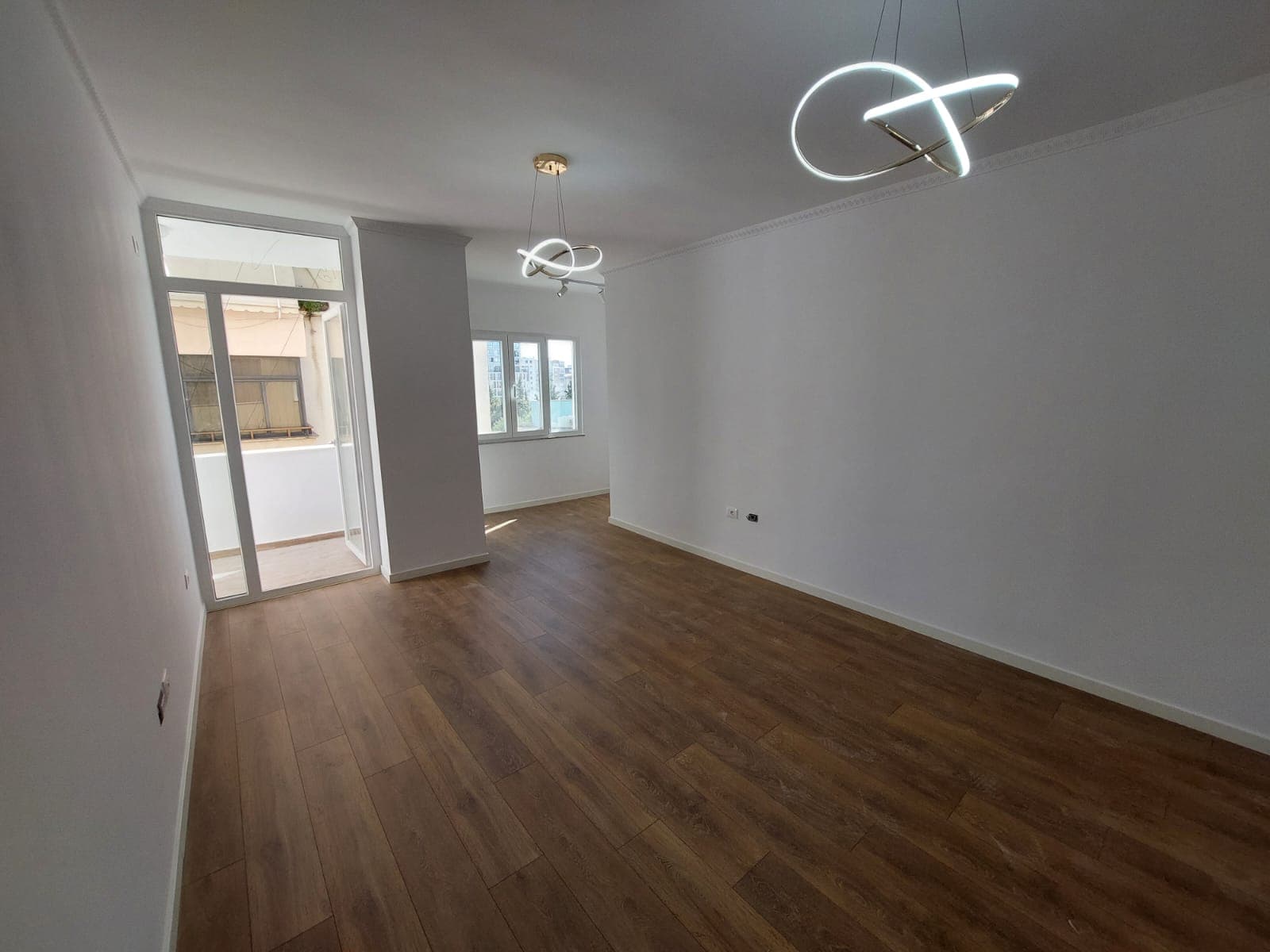 Apartment 2+1+2 për Shitje tek Medreseja!
