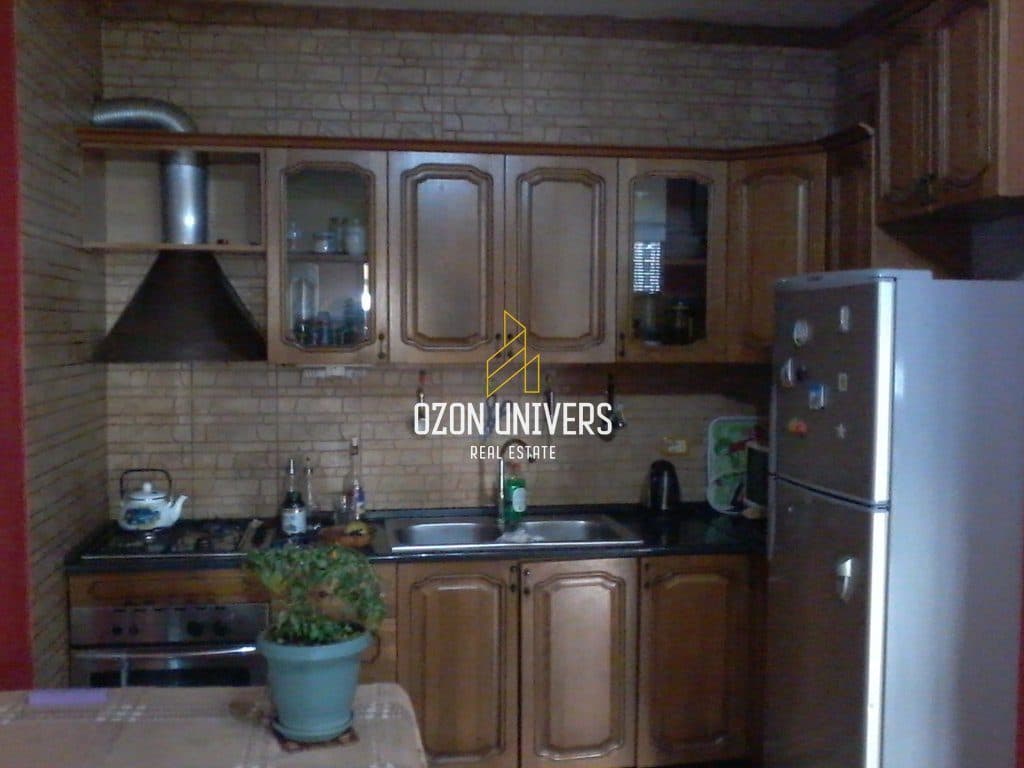 Shitet Apartament 3+1 në Rrugën e Dibrës, përballë Ministrisë së Mbrojtjes 4