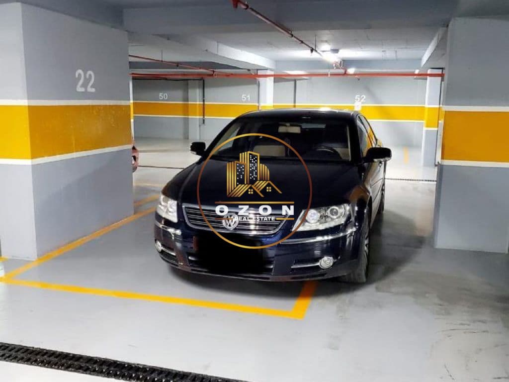 Shitet 1 post parkimi tek Kompeksi Delijorgji, Rruga e Kavajes!