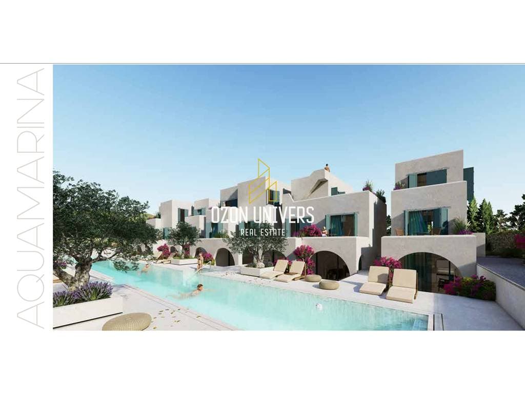 Apartament 1+1 me oborr për shitje, tek Aquamarina Residence, Qeparo! 1