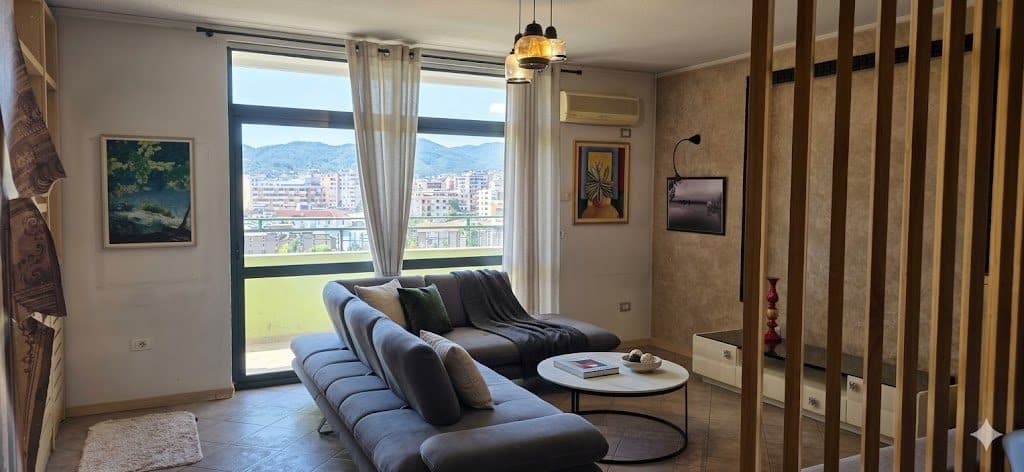 Apartament 3+1+2 për qira , Ish Ekspozita !