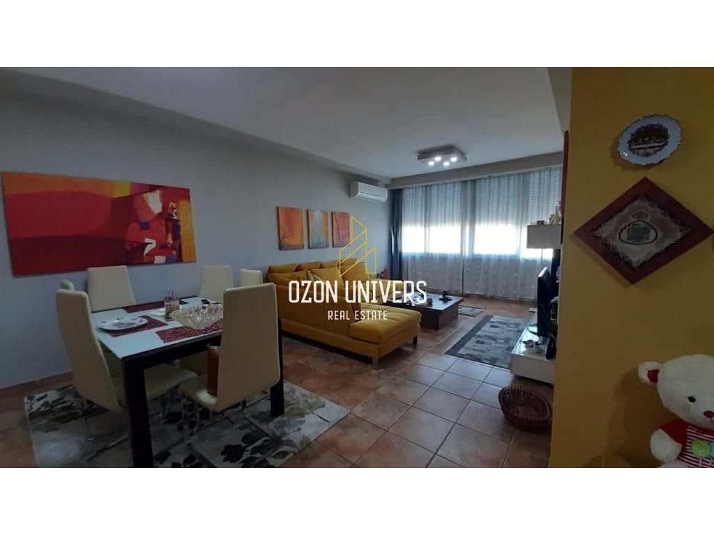 Shitet Apartament 3+1 në Rrugën e Dibrës, përballë Ministrisë së Mbrojtjes
