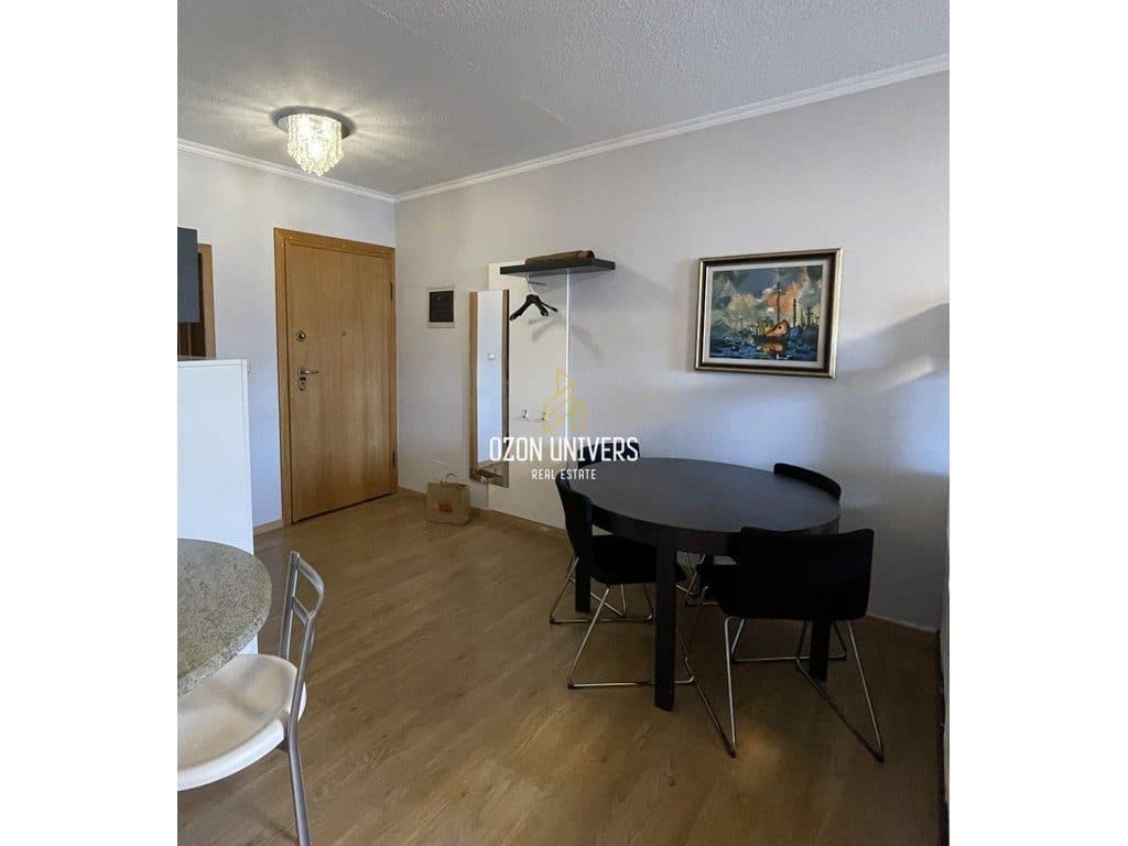 Apartament 2+1+2 me qira, tek Rruga e Kosovarëve 4